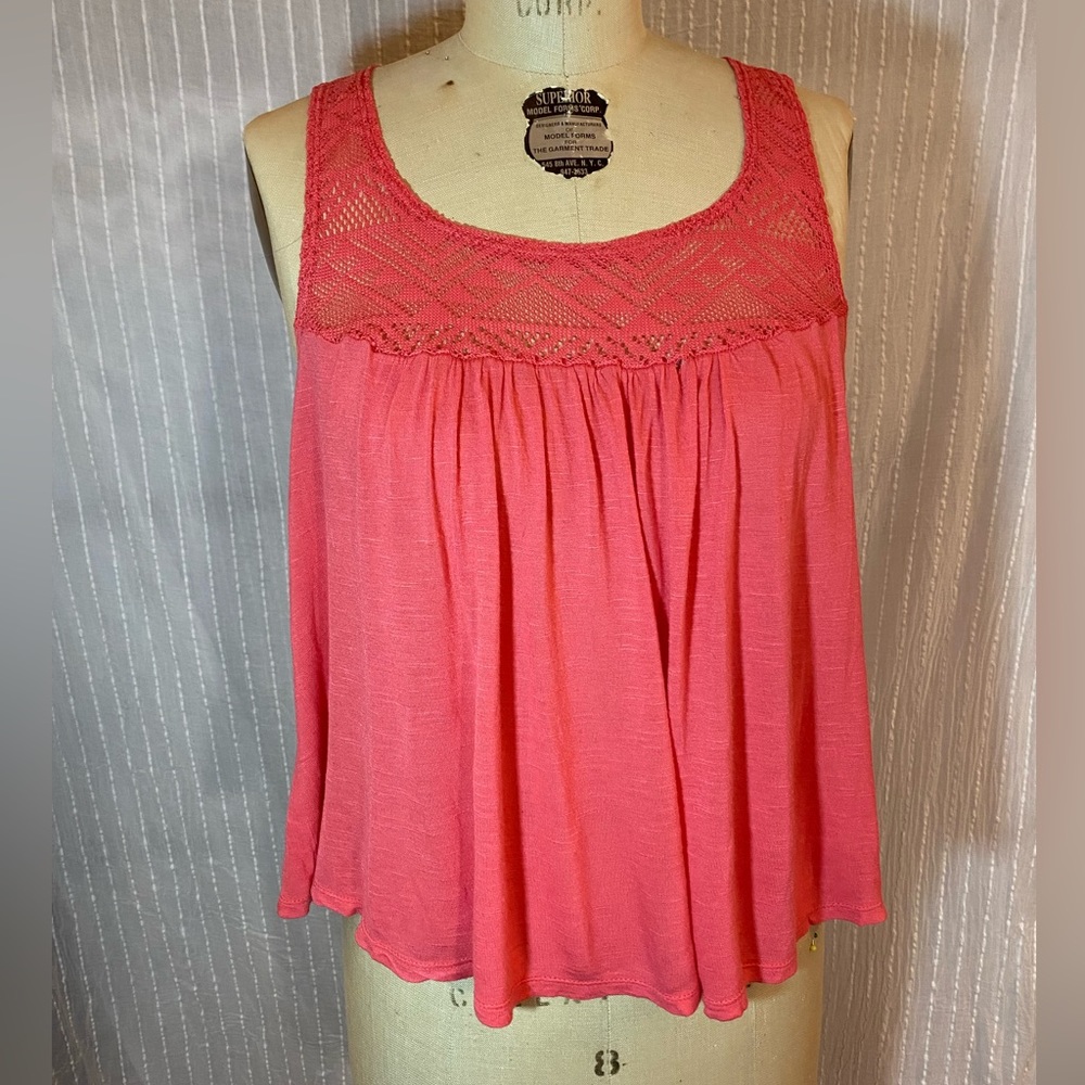 SPOILED DARK CORAL FLOWY RACERBACK TANK WITH LACE YOKE & BACK DETAIL SIZE MEDIUM